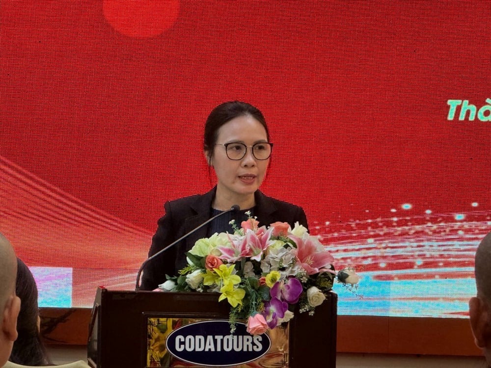 Bà Trần Thị Minh Nga - Phó Trưởng ban Tôn giáo Chính phủ phát biểu khai mạc hội nghị.
