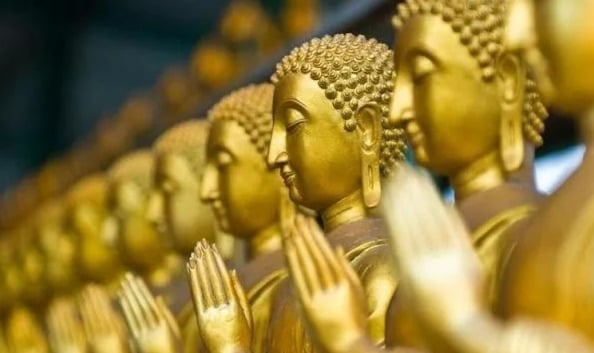 Đạo Phật xem trọng trí tuệ ngang hàng với từ bi.
