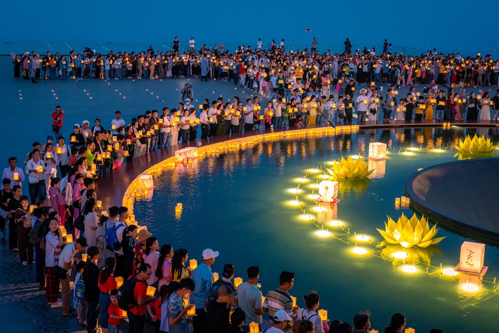 Đại lễ dâng đăng kính mừng Phật đản sẽ được tổ chức vào ngày 18/5 trên núi Bà Đen. Ảnh: Nguyễn Minh Tú