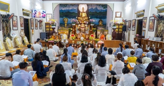 Đà Nẵng: Pháp hội thiền hành kính mừng đại lễ Phật đản PL.2568 tại chùa Tam Bảo