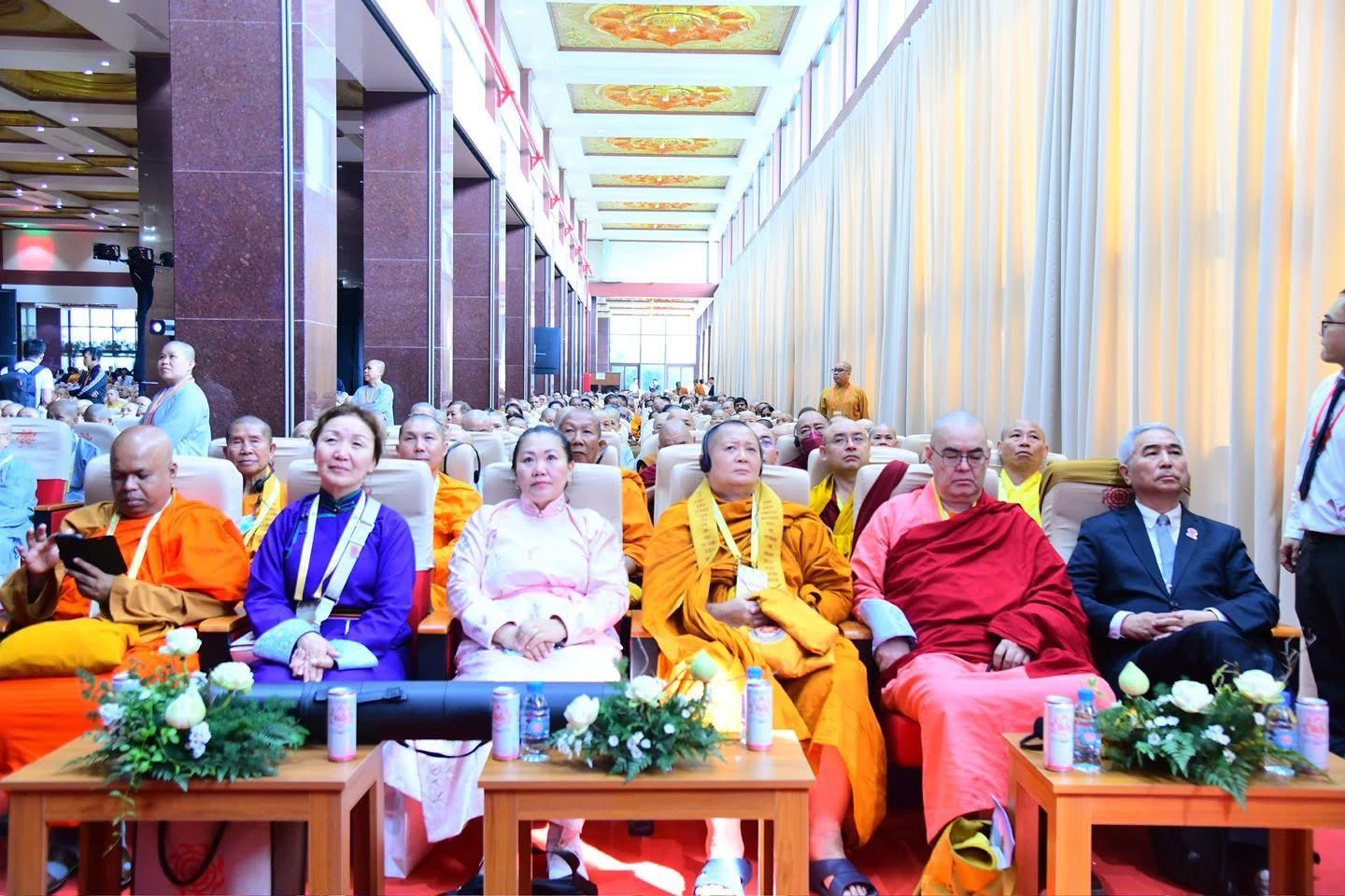 Trọng thể khai mạc Đại lễ Vesak Liên Hiệp Quốc 2025 tại TP.HCM - Phật Giáo Chư Sê Trọng thể khai mạc Đại lễ Vesak Liên Hiệp Quốc 2025 tại TP.HCM