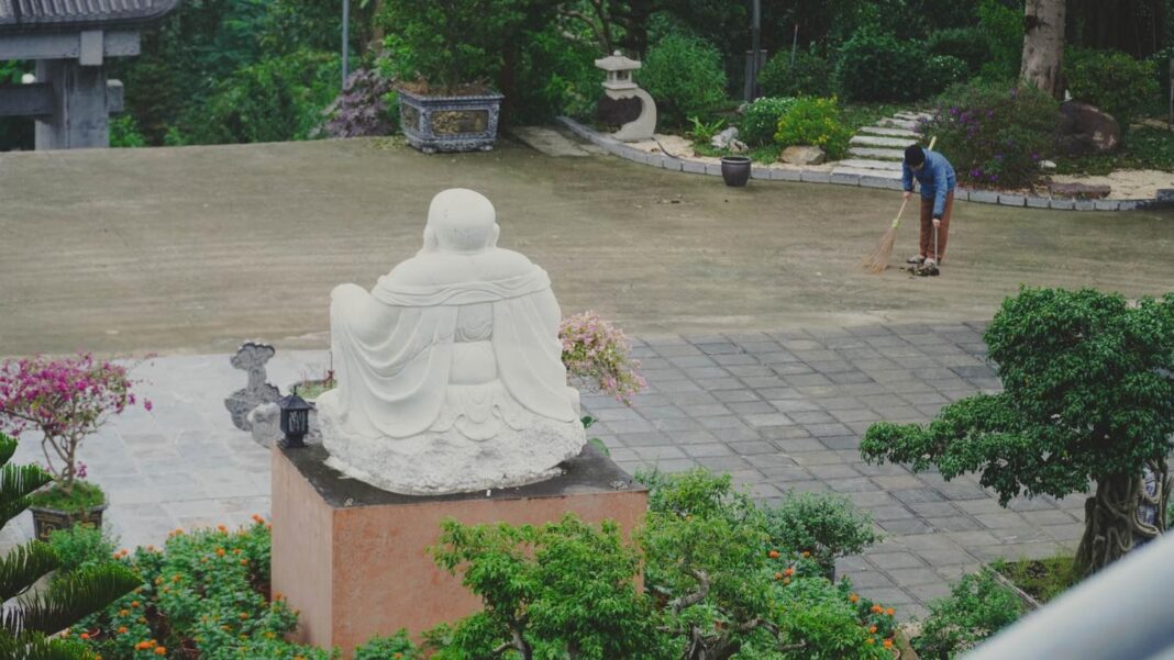 Tu tập tâm giữa thế giới không hề nhẹ nhàng